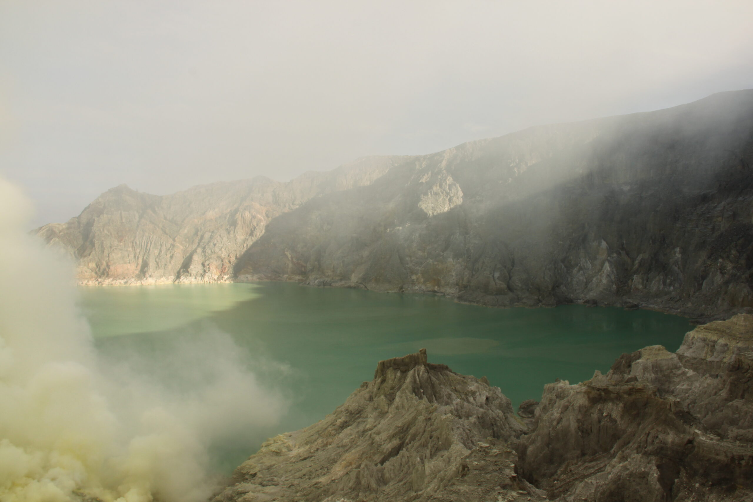 ijen crater banyuwangi